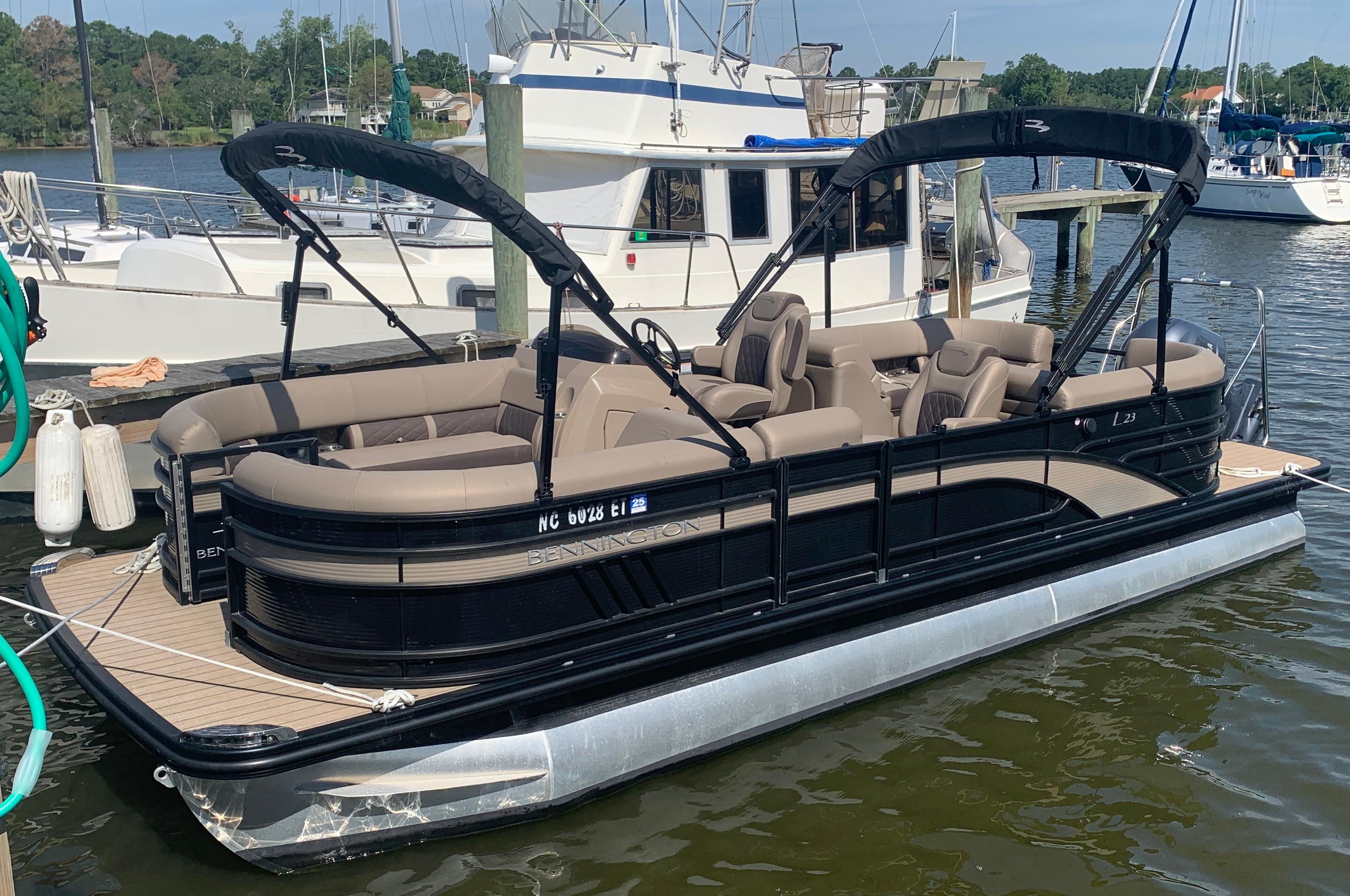 Bennington 23 LSR