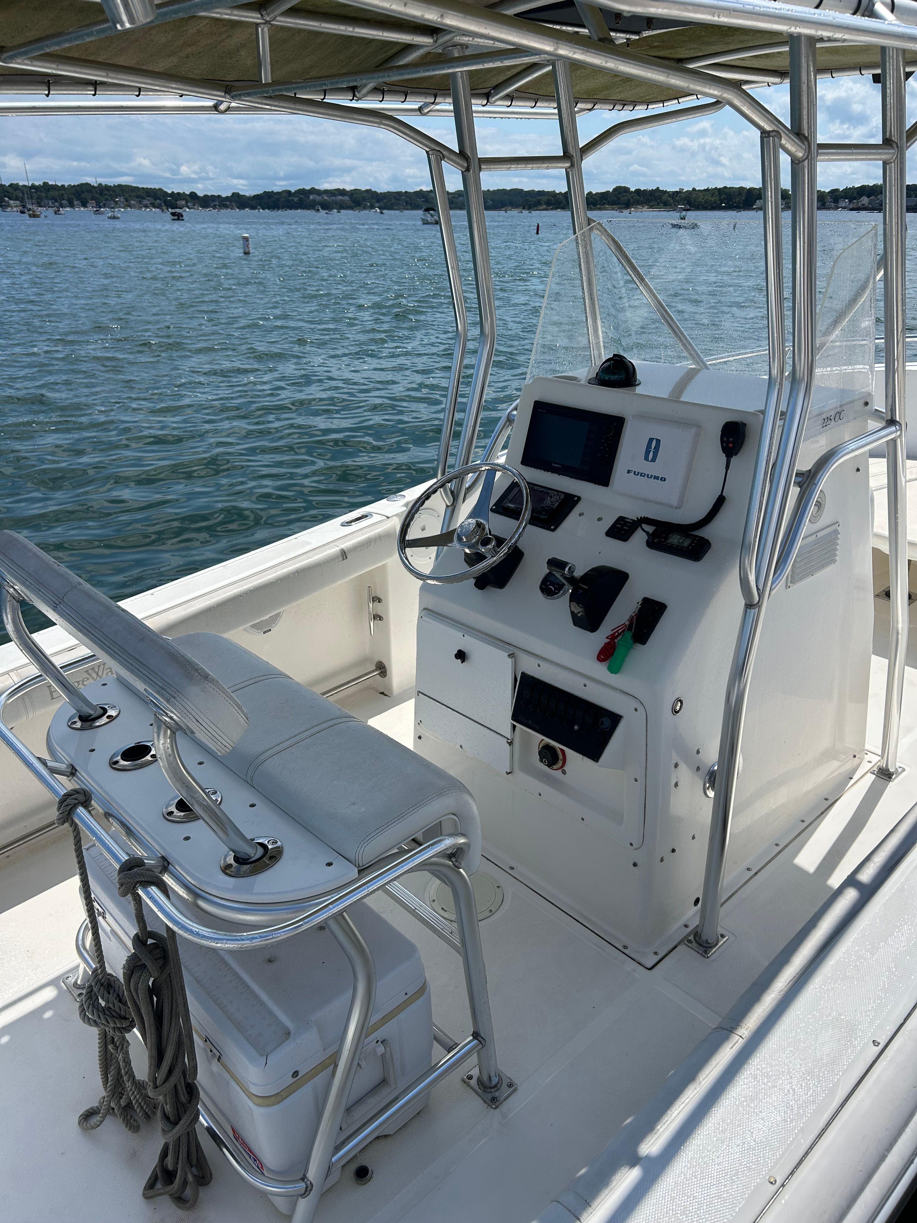 2003 Edgewater 225CC