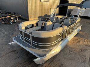 Sylvan Mirage 822 LZ Pontoon