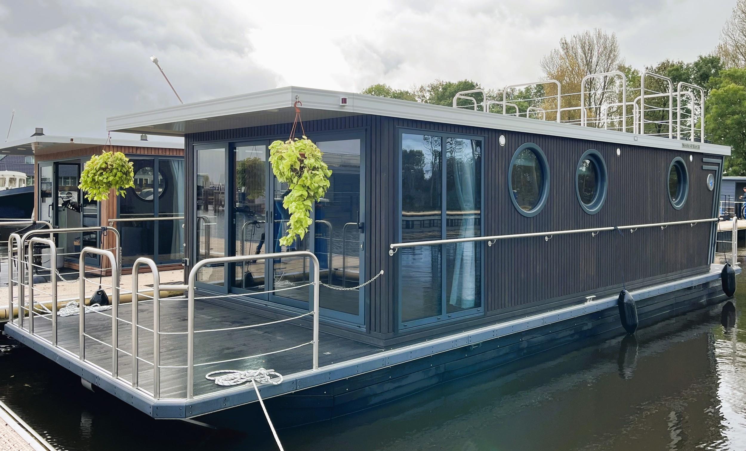 2025 Nordic Season NS 40 Eco 36m2 Houseboat