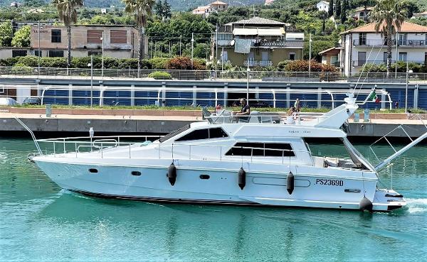 Ferretti Yachts 44 Fly IMG-20220924-WA0025