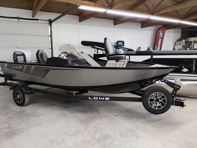 2026 Lowe FM1775SC