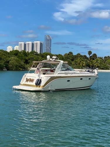 2005 Rinker Fiesta Vee 410