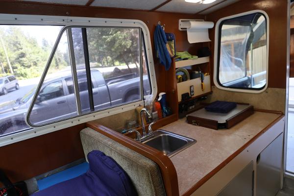 2009 Custom 28' 2" Aluminum fisher cruiser