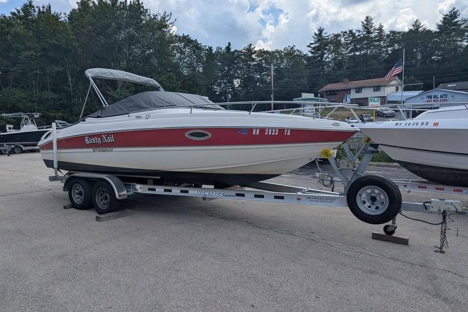 2013 Stingray 225cr