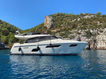 2020 Ferretti Yachts 450