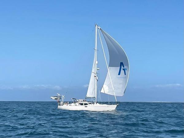 2001 Oyster 47