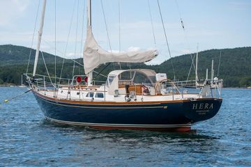 1994 Hinckley Sou'wester 42 Sloop