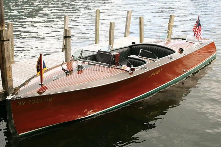 1992 Hacker-Craft Classic Tender
