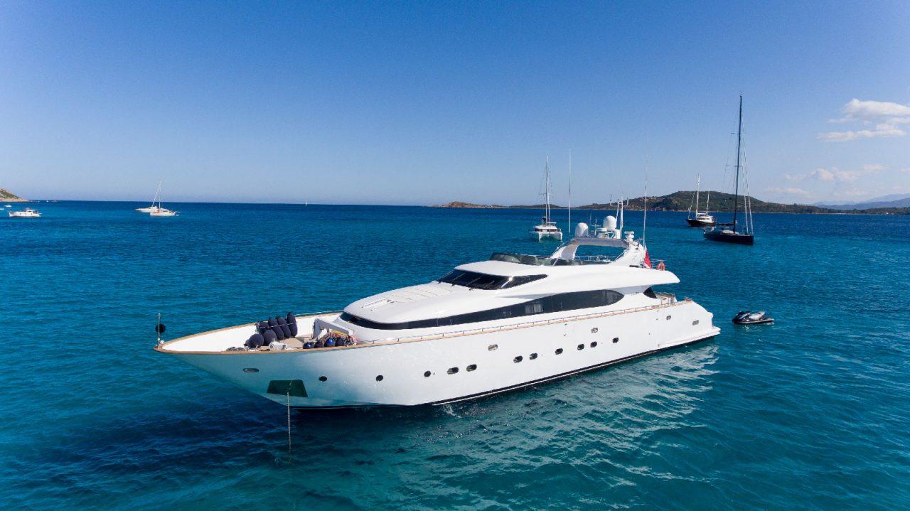 2001 Maiora 32 FLY