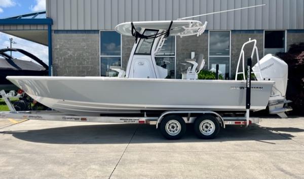 2025 Sportsman Masters 247OE Bay Boat