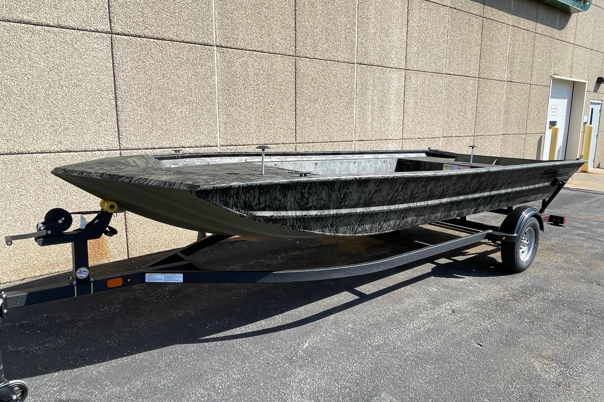 2026 Tracker Grizzly 1860 Utility