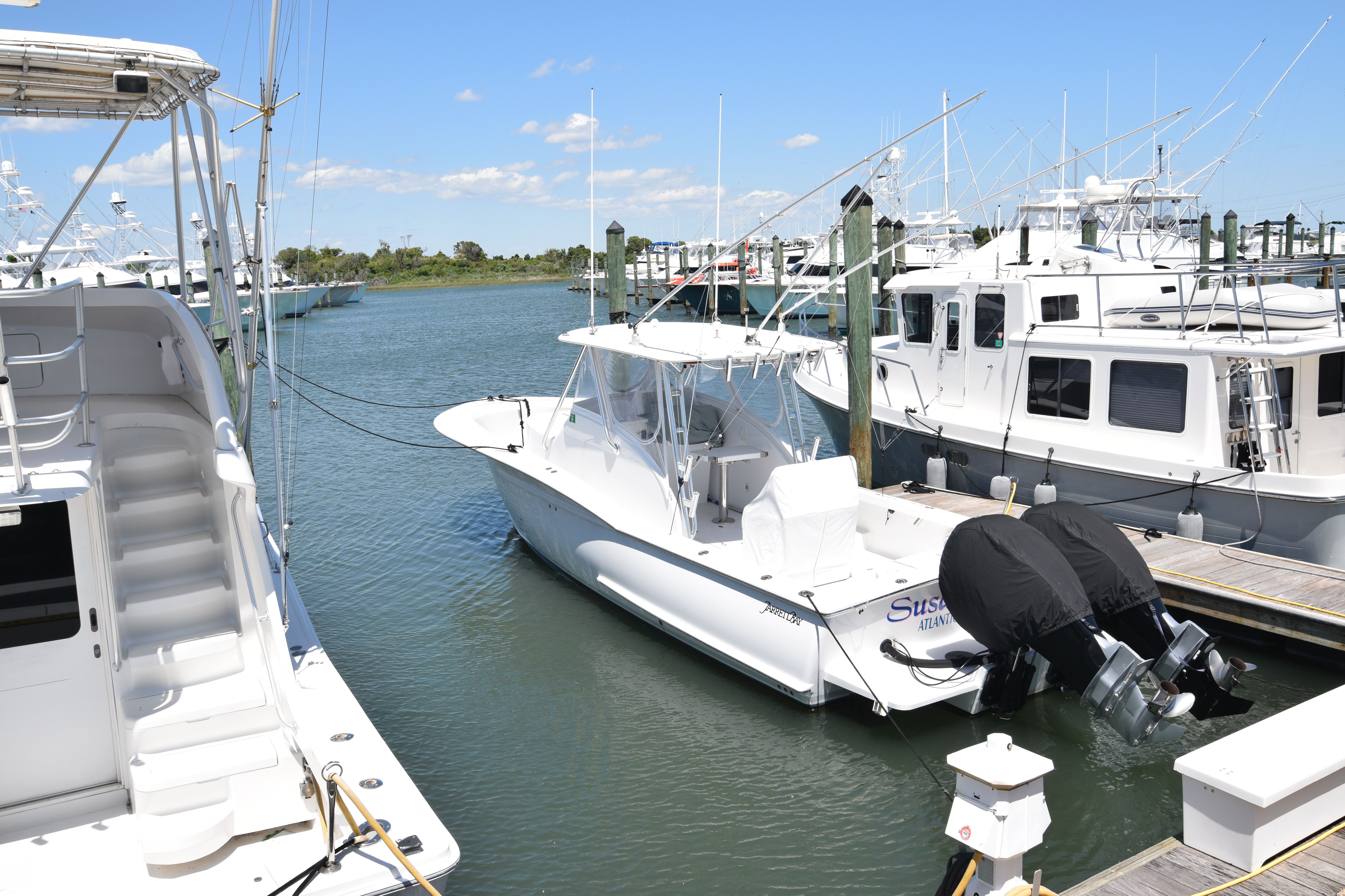 2007 Jarrett Bay Walkaround