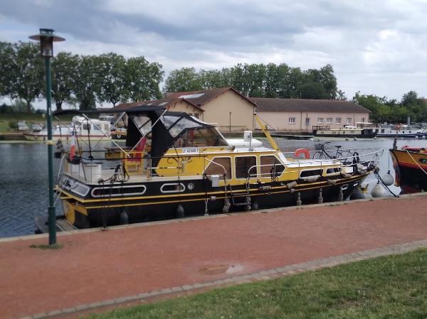1987 Valkkruiser 1220