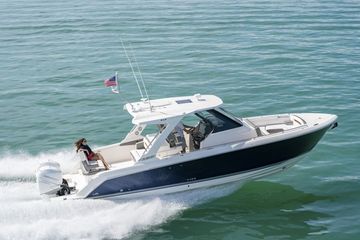 2026 Tiara Yachts 34 LS
