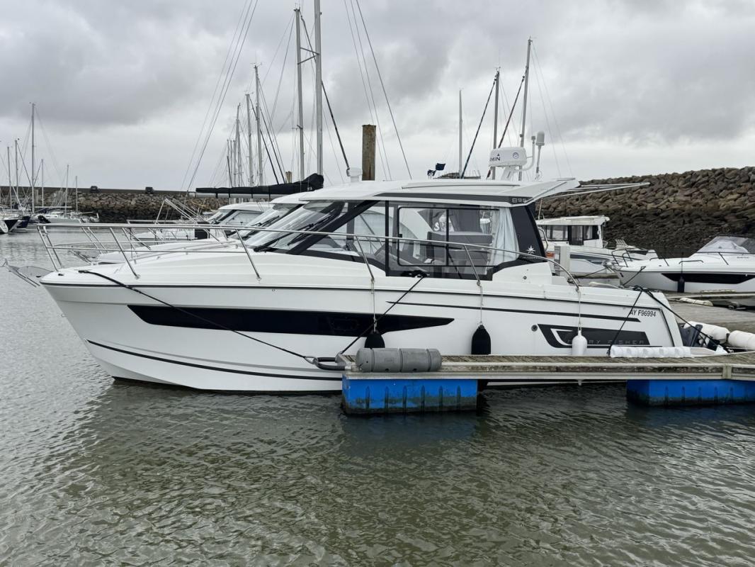 Jeanneau Merry Fisher 895