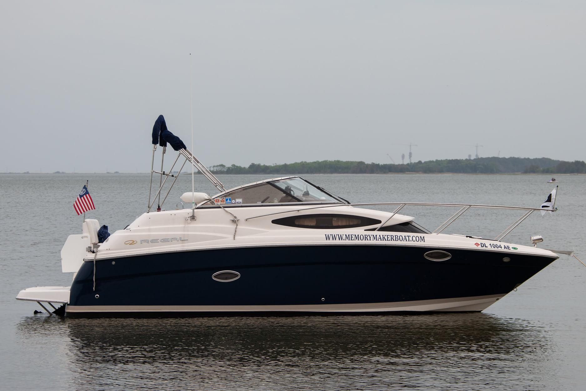 2006 Regal 2565 Window Express