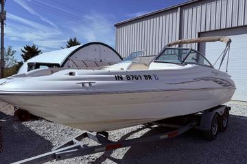 2000 Sea Ray 210 Sundeck
