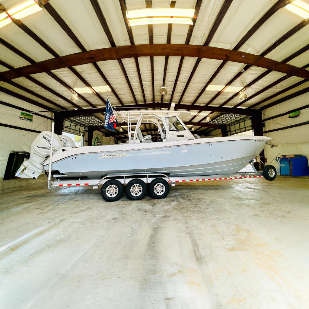 2022 Everglades 365 Center Console
