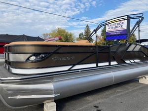 Crest Caribbean LX 230 SLS 2022 Crest Caribbean LX 230 SLS pontoon boat displayed at Walstrom Marine dealership.