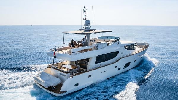 2012 Explorer trawler 67-70´
