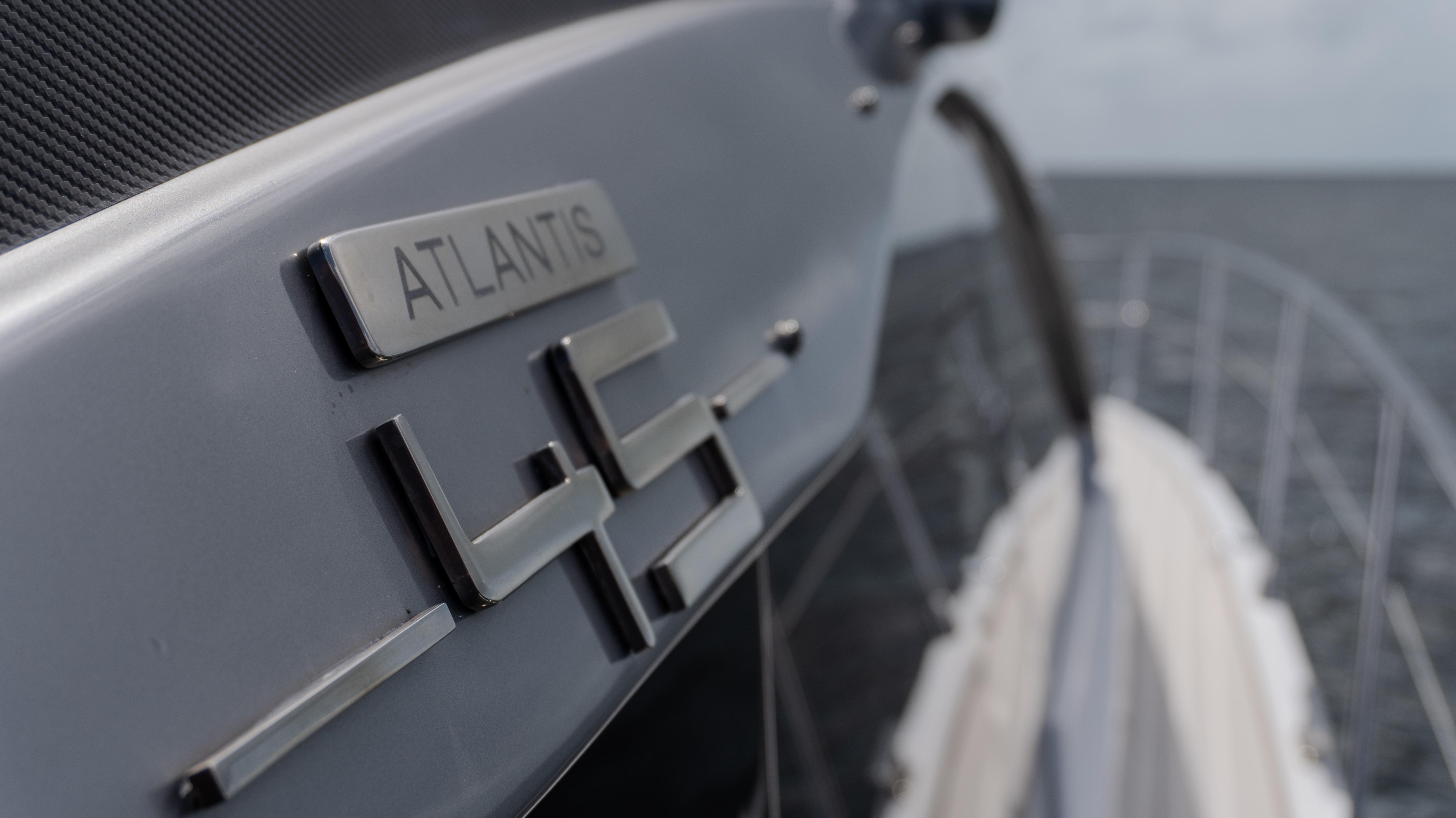 2023 Azimut Atlantis 45