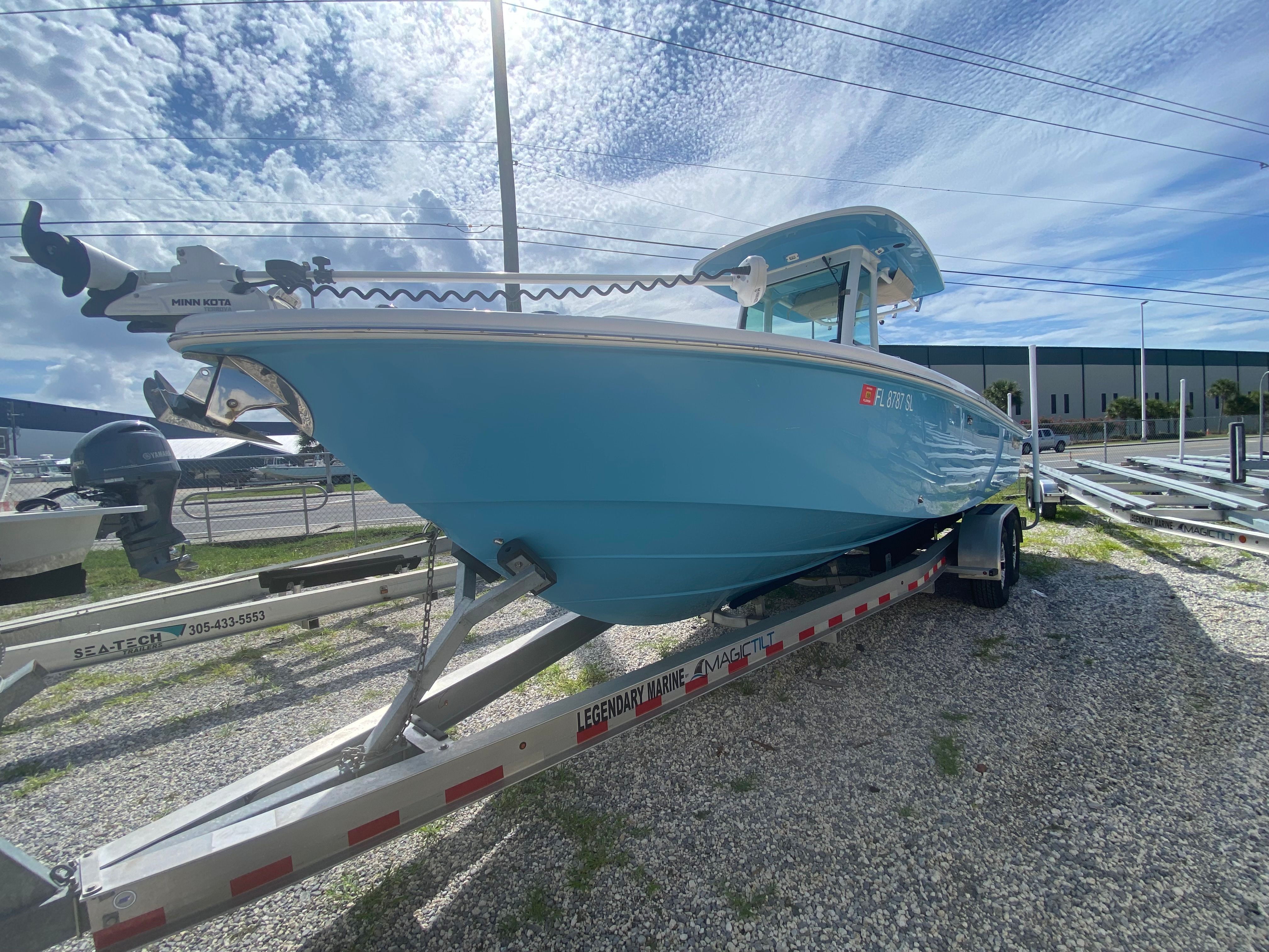 2020 Everglades 273 CC