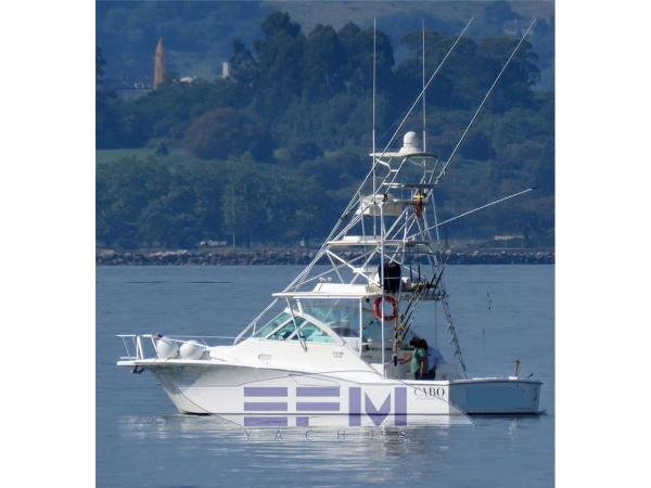 2011 Cabo 36 Express