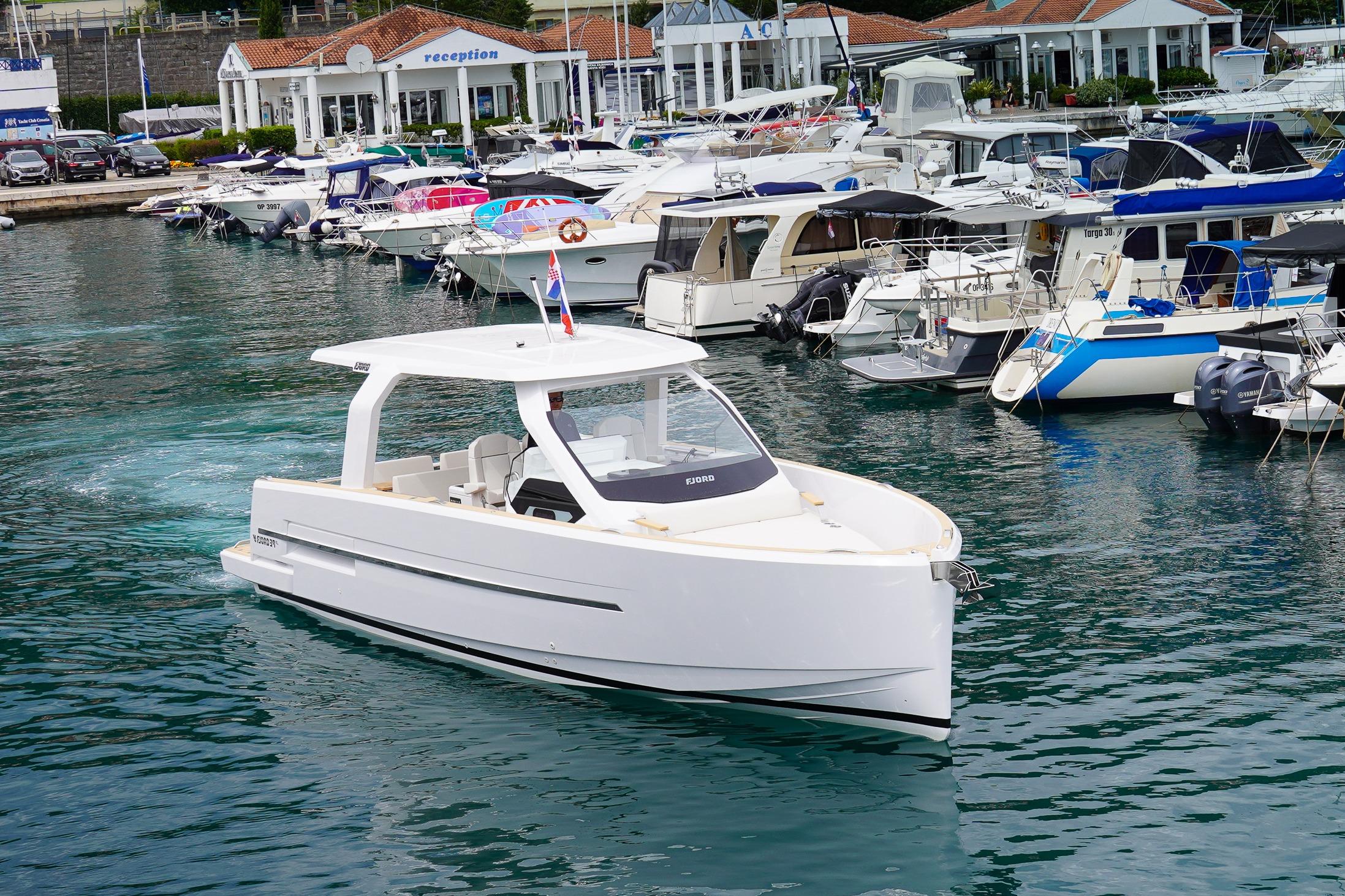 2025 Fjord 39 XL