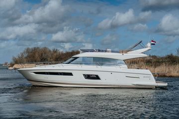 2015 Prestige 550 Fly