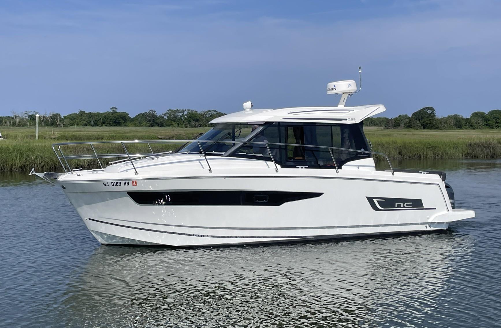 Jeanneau NC 895