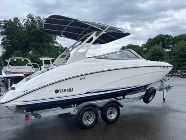 Yamaha Boats 242 Limited S for sale - boats.com