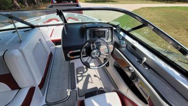 2012 Custom Super Air Nautique 230