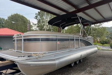 2015 Bennington 2350 RSR