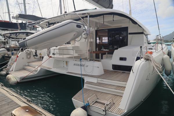 Lagoon LAGOON 42