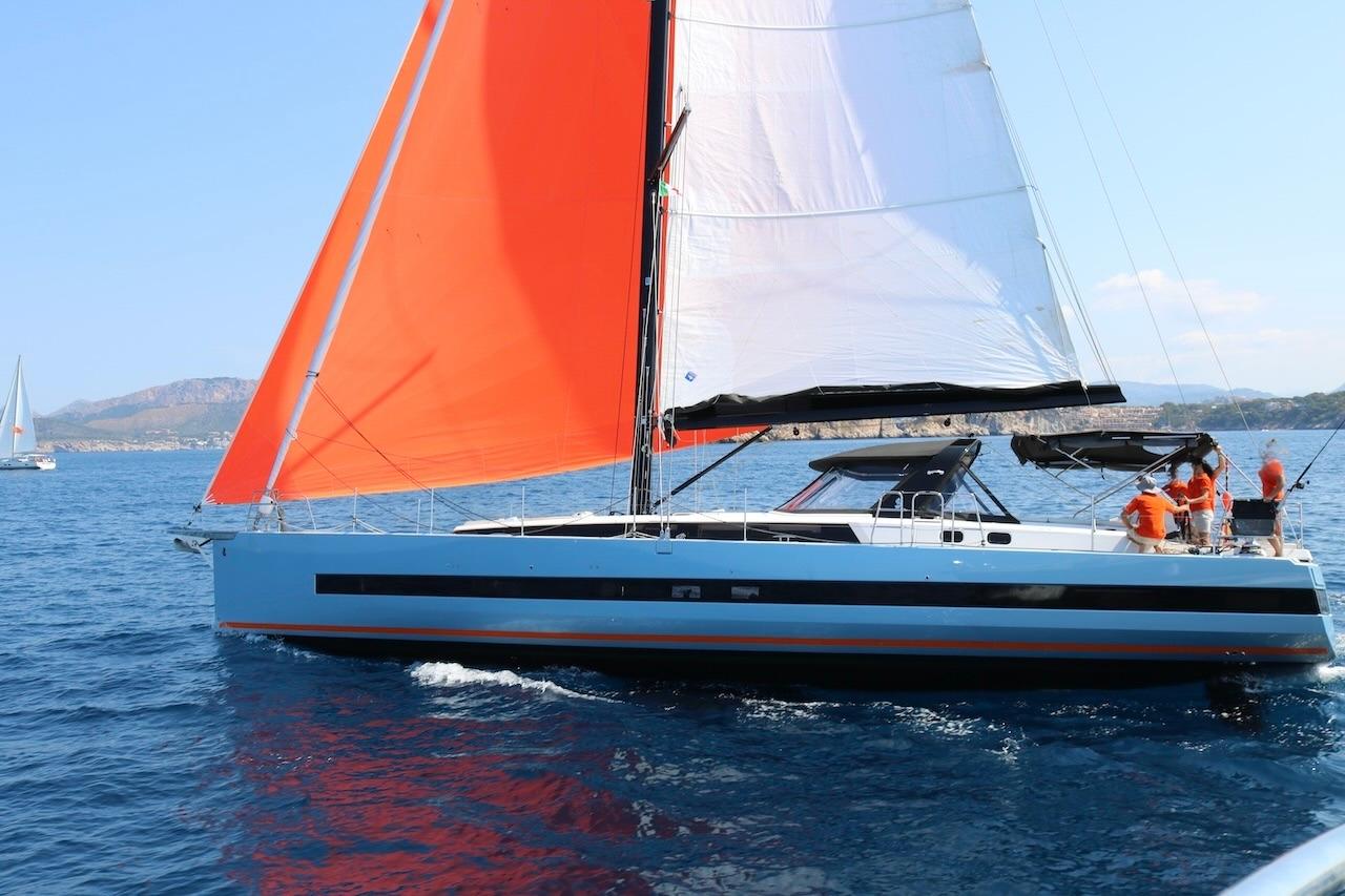 2018 Beneteau Oceanis Yacht 62
