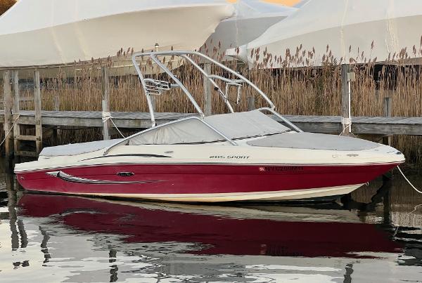 2010 Sea Ray 205 Sport