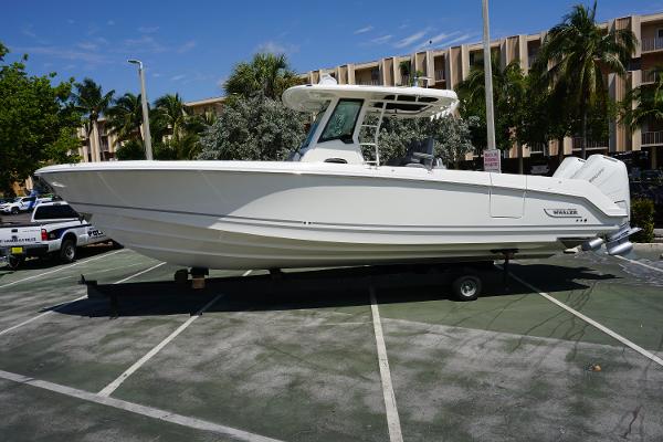 2024 Boston Whaler 330 Outrage