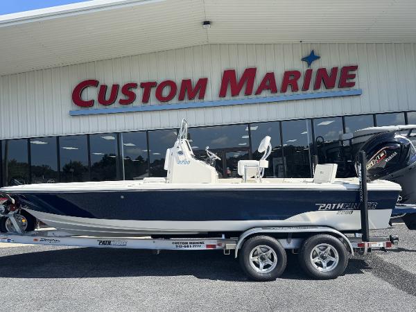 2025 Pathfinder 2200 TRS