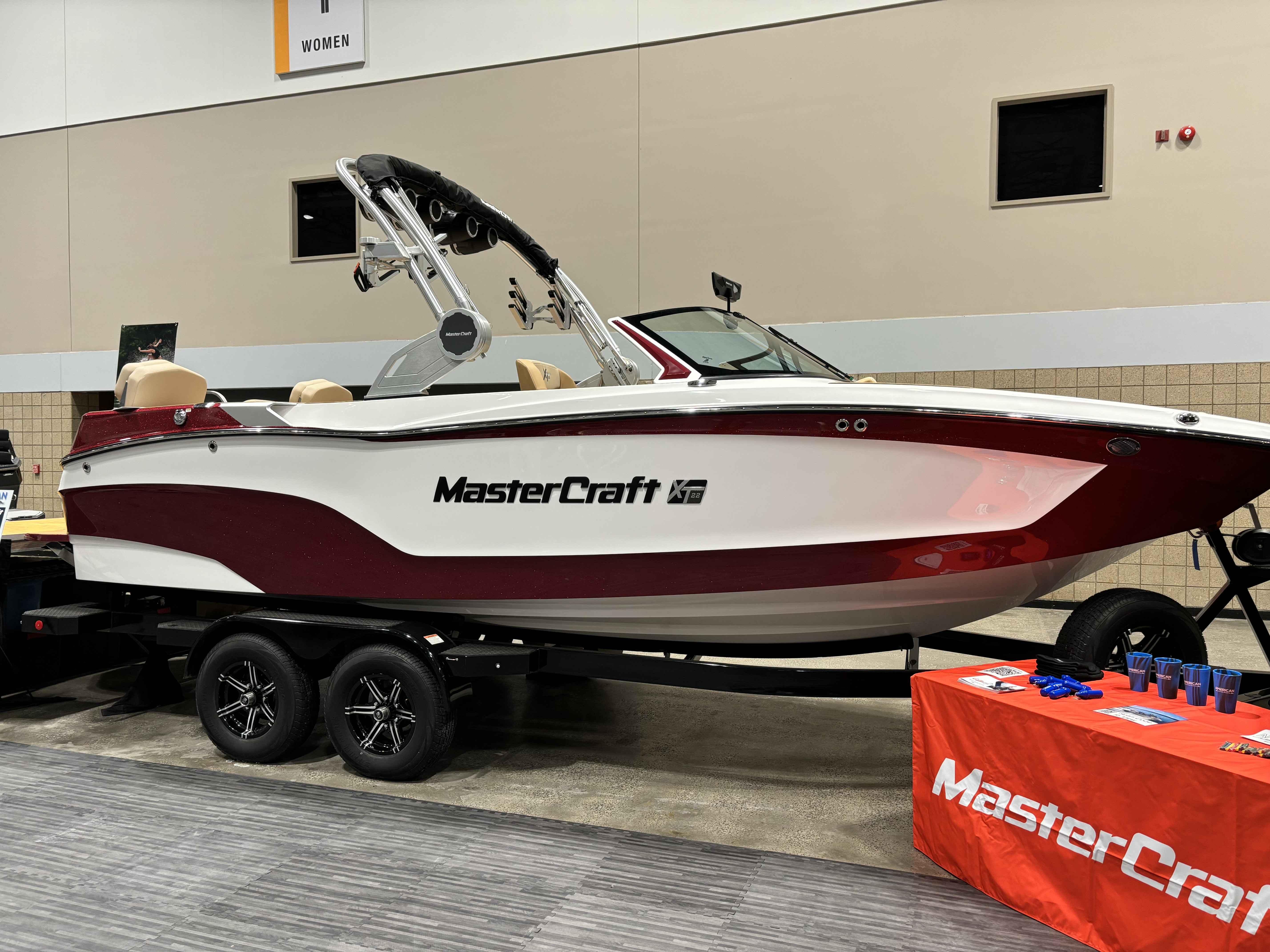 2025 MasterCraft XT22