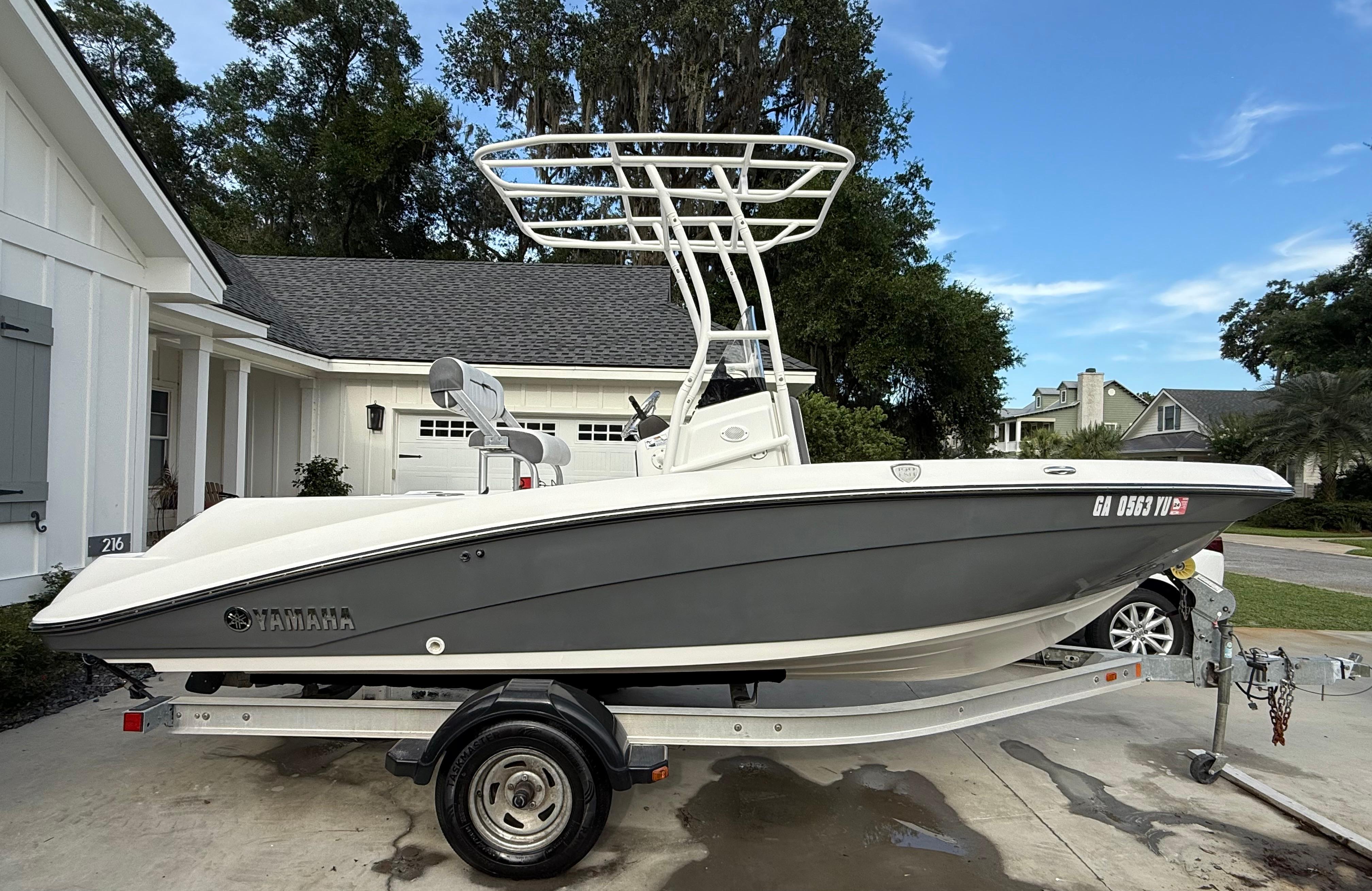 2016 Yamaha Boats 190 FSH Sport