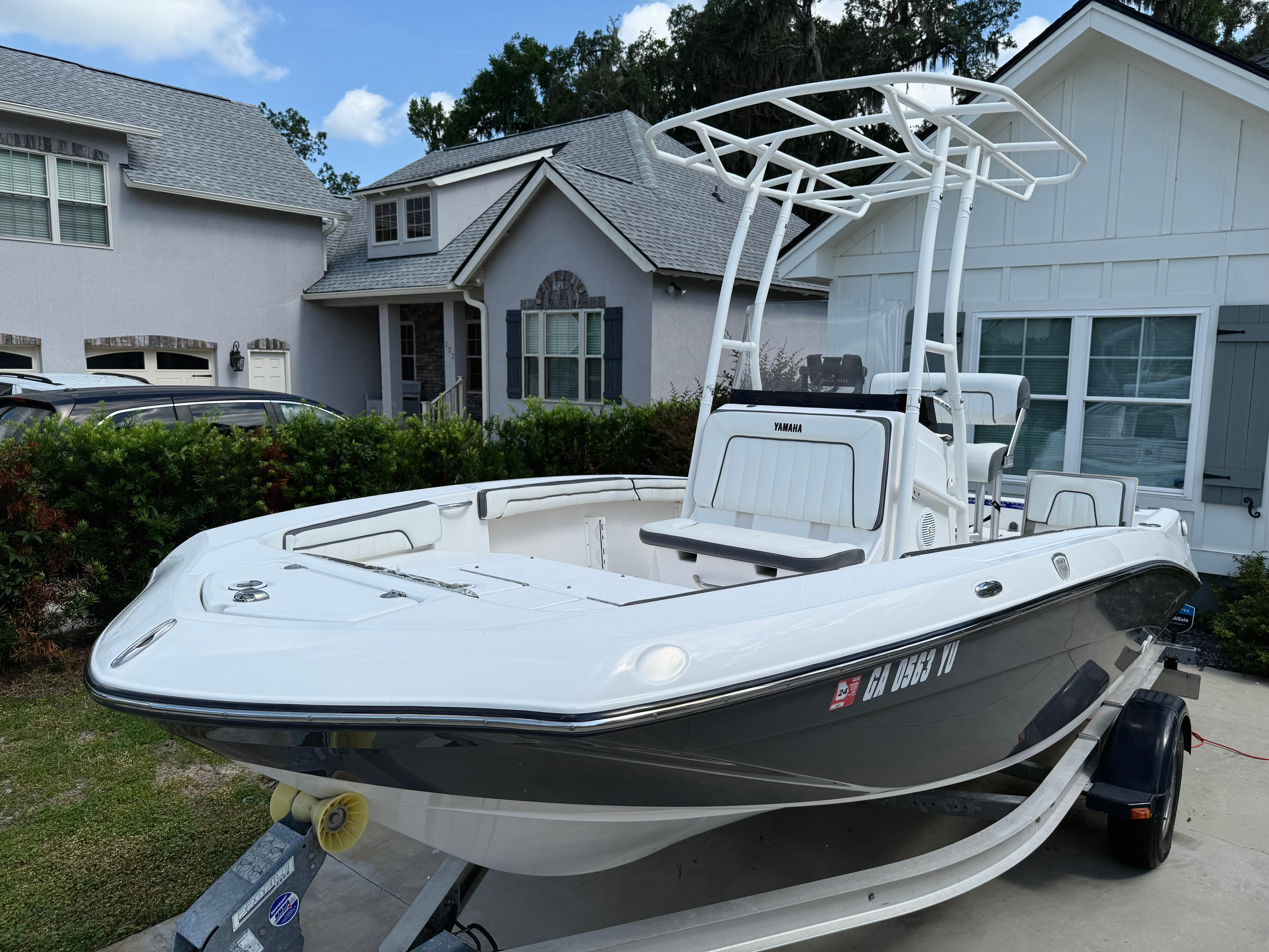 2016 Yamaha Boats 190 FSH Sport
