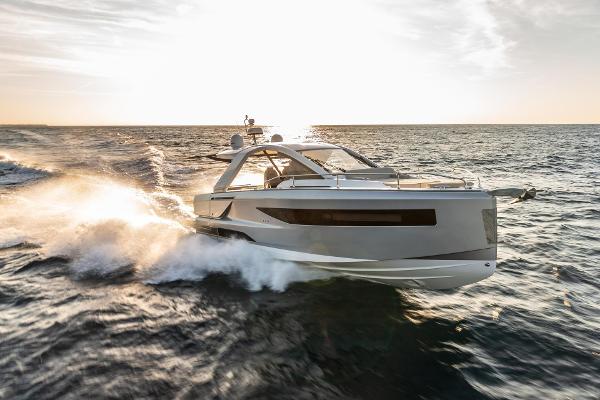 2025 Jeanneau DB/37 IB