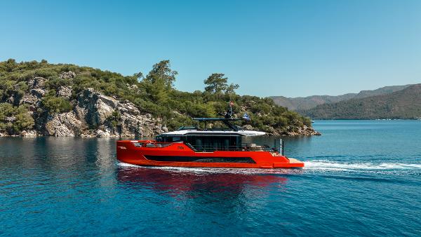 2022 Sarp Yachts XSR85