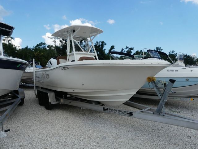 Pioneer Islander 222