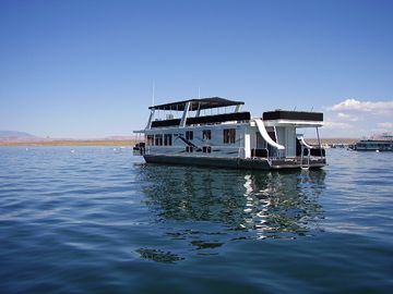 2005 Starlite Multi Owner Houseboat