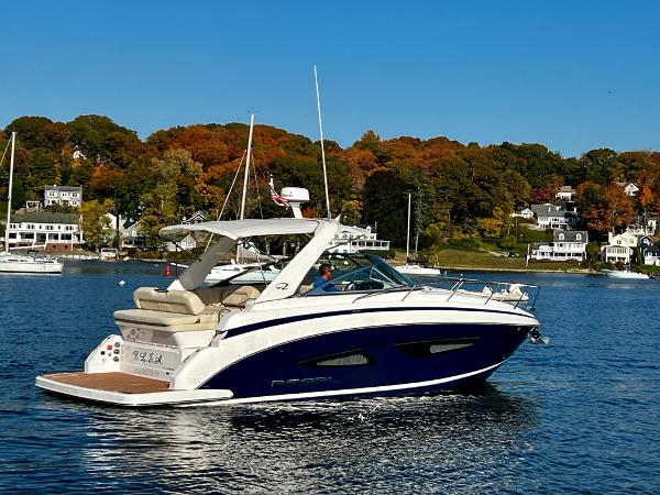 2018 Regal 33 Express