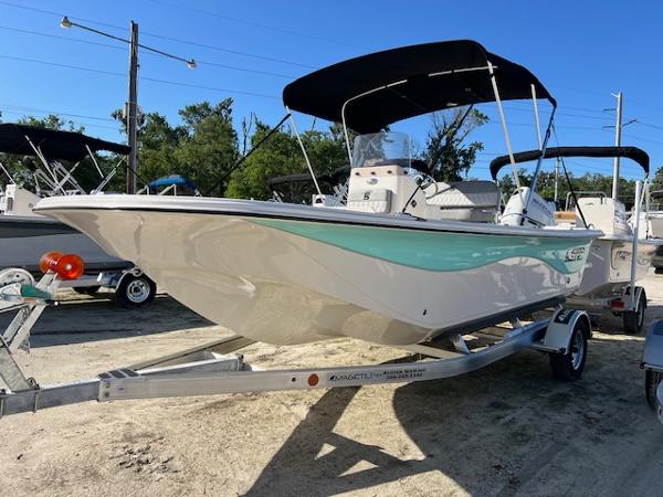 2025 Carolina Skiff 19 LS