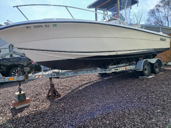 2001 Angler 22 Center Console