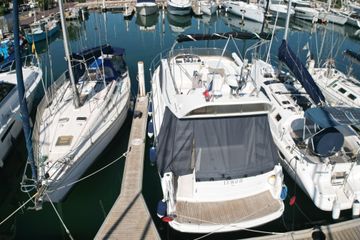 2003 Rodman 38
